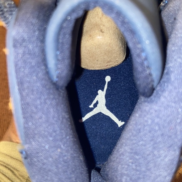Blue Jordan 11 Retro Sneakers - Picture 12 of 12